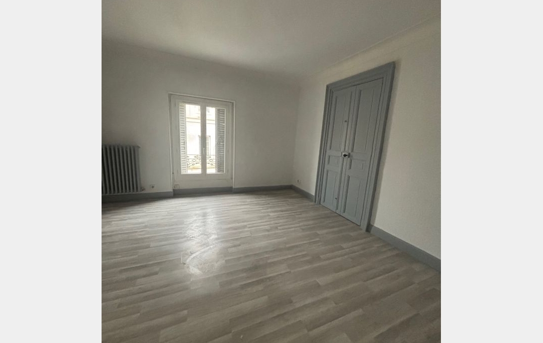 Annonces VAUNAGE : Appartement | NIMES (30900) | 120 m2 | 930 &euro; 