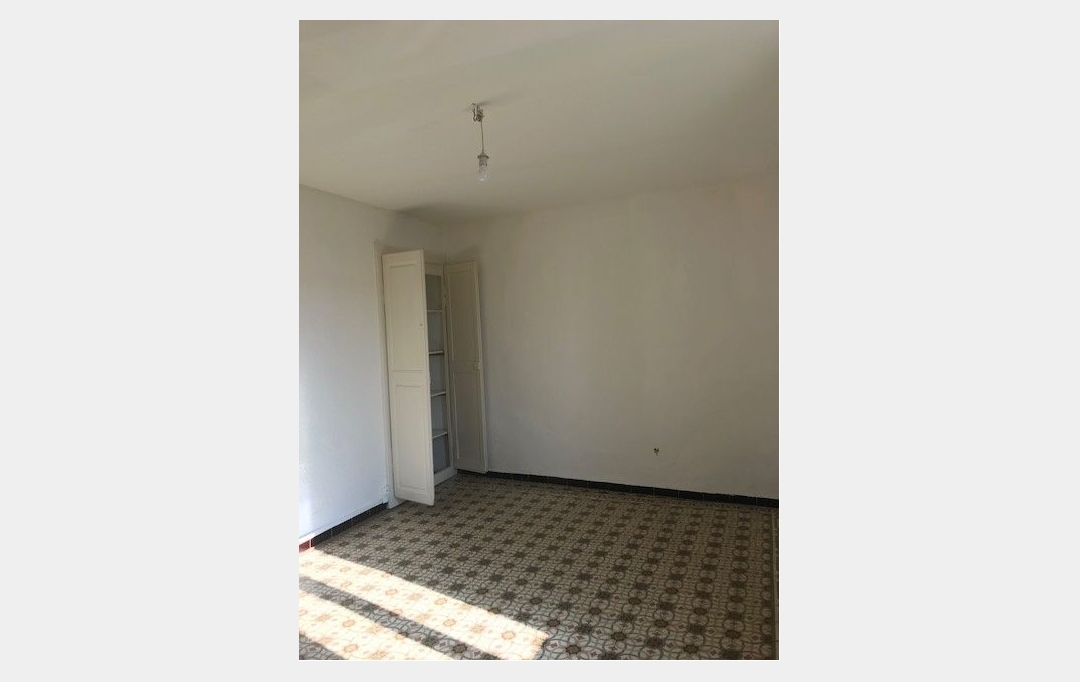 Annonces VAUNAGE : Appartement | MILHAUD (30540) | 55 m2 | 519 &euro; 