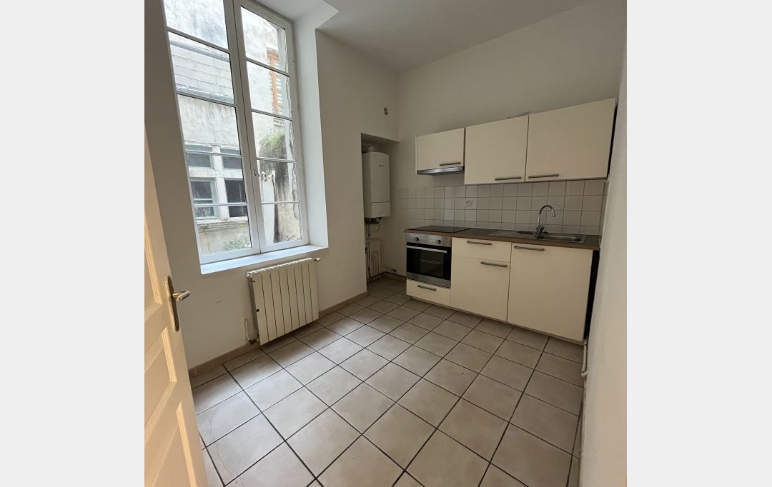 Annonces VAUNAGE : Appartement | NIMES (30900) | 41 m2 | 407 &euro; 