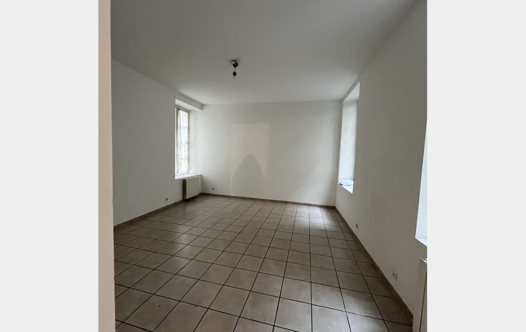 Annonces VAUNAGE : Appartement | NIMES (30900) | 41 m2 | 407 &euro; 