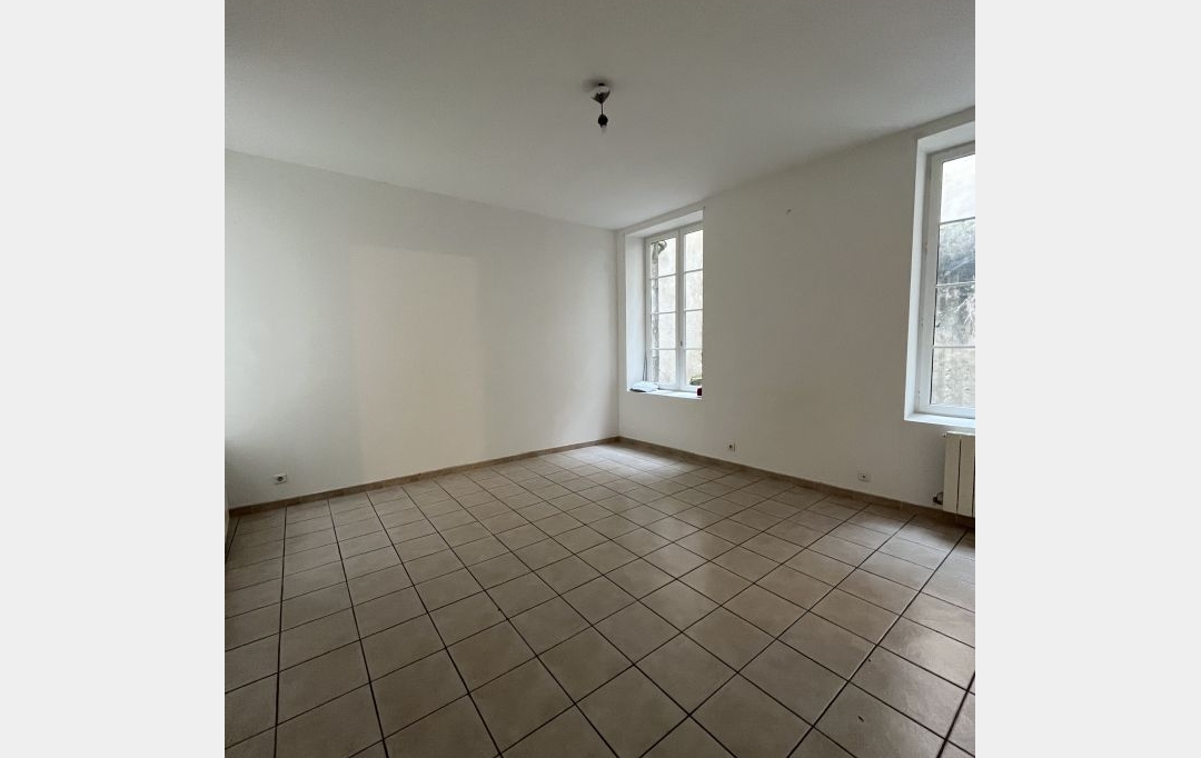 Annonces VAUNAGE : Appartement | NIMES (30900) | 41 m2 | 407 &euro; 