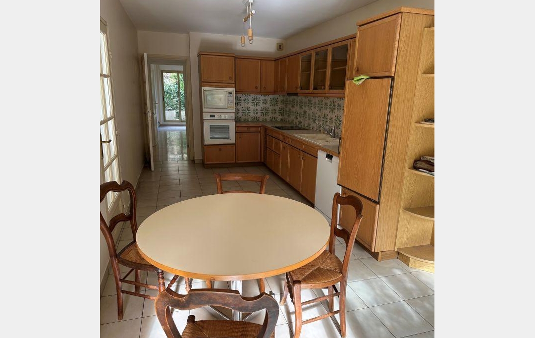 Annonces VAUNAGE : Appartement | NIMES (30900) | 160 m2 | 480 000 &euro; 