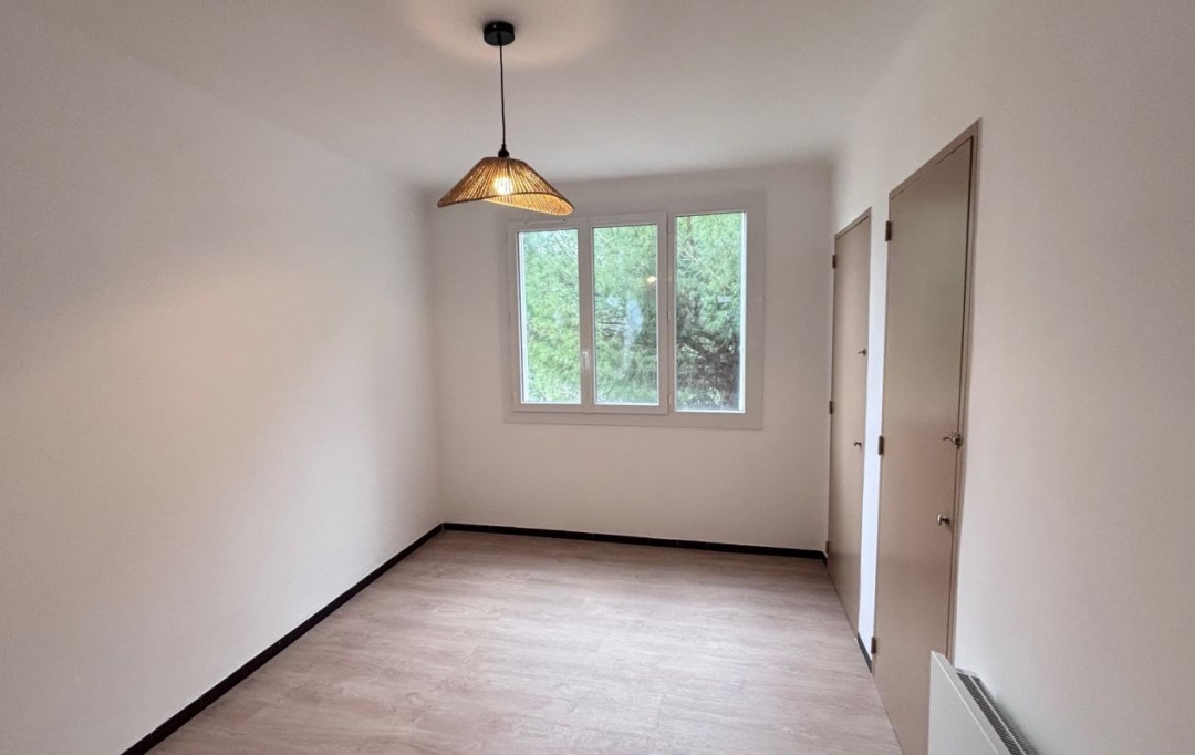 Annonces VAUNAGE : Appartement | NIMES (30900) | 54 m2 | 130 000 &euro; 