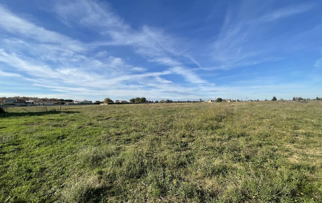 Annonces VAUNAGE : Terrain | GALLARGUES-LE-MONTUEUX (30660) | 642 m2 | 129 900 &euro; 