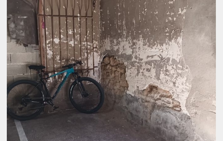  Annonces VAUNAGE Garage / Parking | NIMES (30900) | 0 m2 | 40 € 