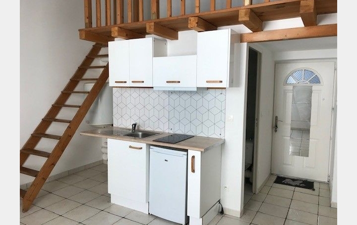  Annonces VAUNAGE Appartement | NIMES (30900) | 24 m2 | 424 € 