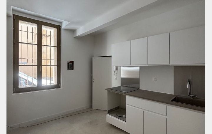  Annonces VAUNAGE Appartement | NIMES (30900) | 32 m2 | 510 € 