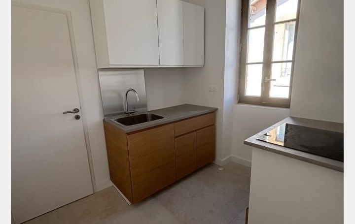  Annonces VAUNAGE Appartement | NIMES (30900) | 38 m2 | 620 € 