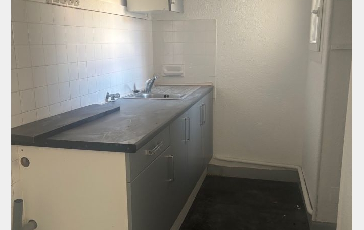  Annonces VAUNAGE Appartement | NIMES (30900) | 50 m2 | 570 € 