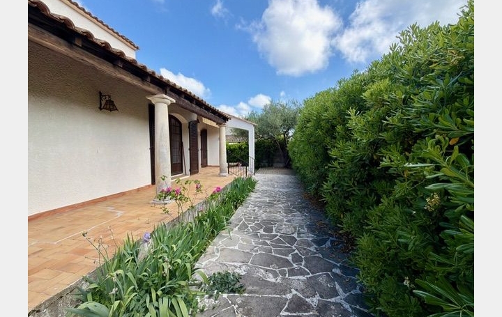  Annonces VAUNAGE Maison / Villa | LUNEL (34400) | 224 m2 | 399 000 € 